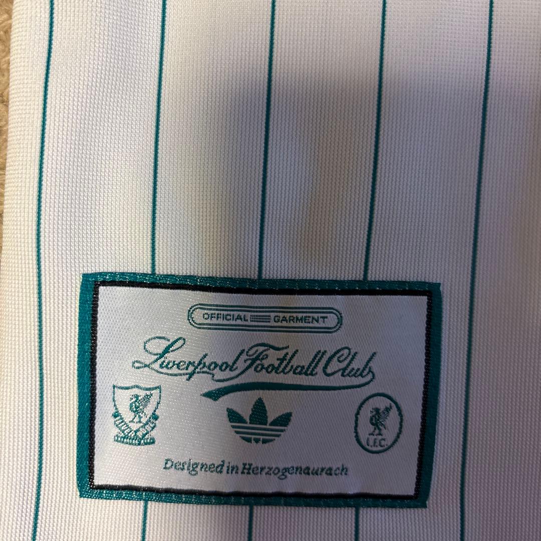 Adidas リバプールFC テラスアイコンジャージー