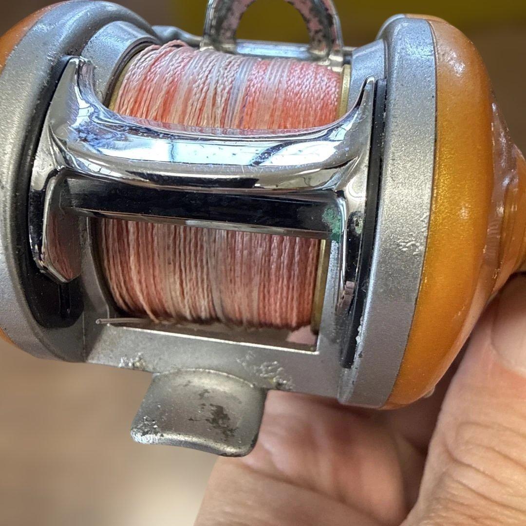 ダイワ SMAK100R ベイトリール　箱付き