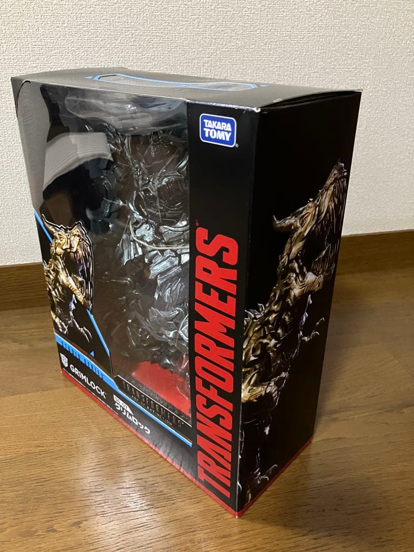 新品未開封　SS-07 グリムロック トランスフォーマー スタジオシリーズ