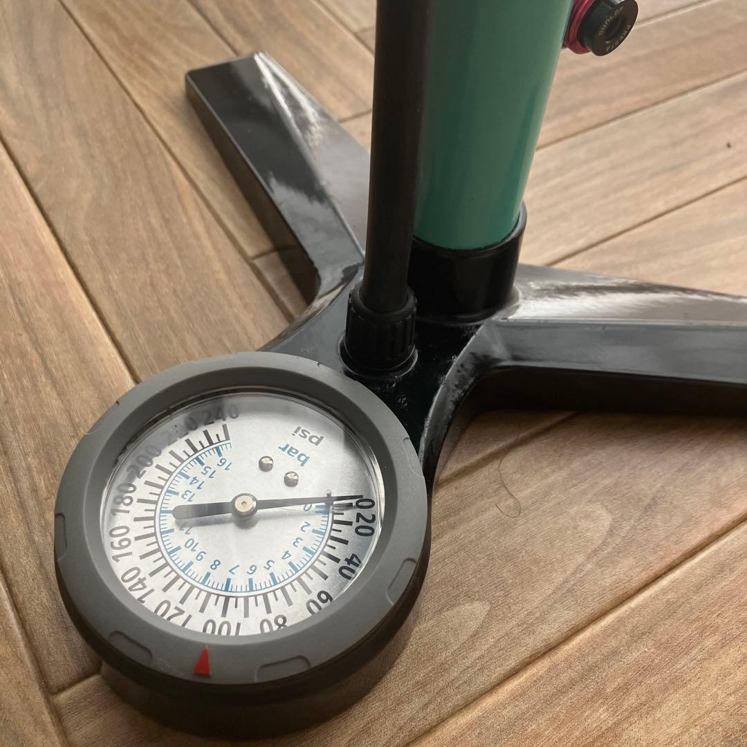 Bianchi フロアポンプ ミントグリーン