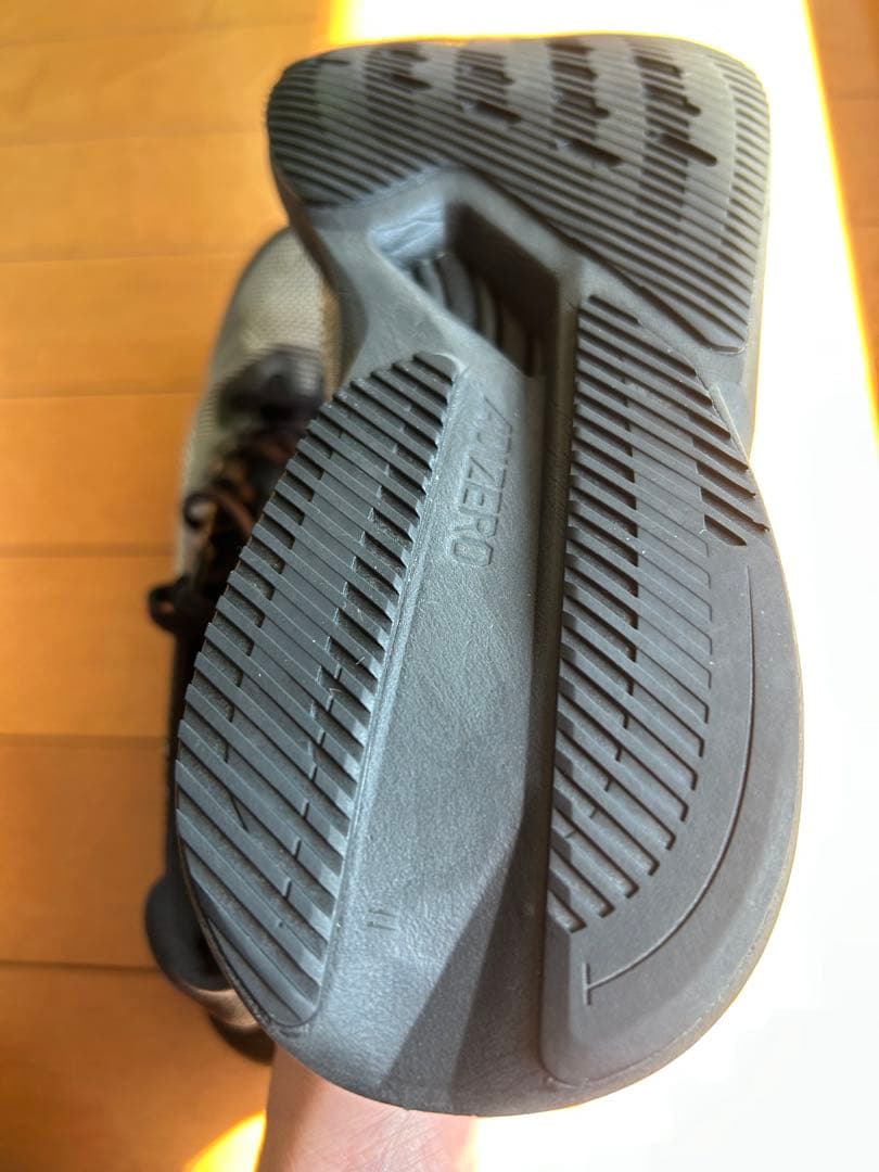 アディダス　adizero boston 12（24.5cm）黒（カーボン入）