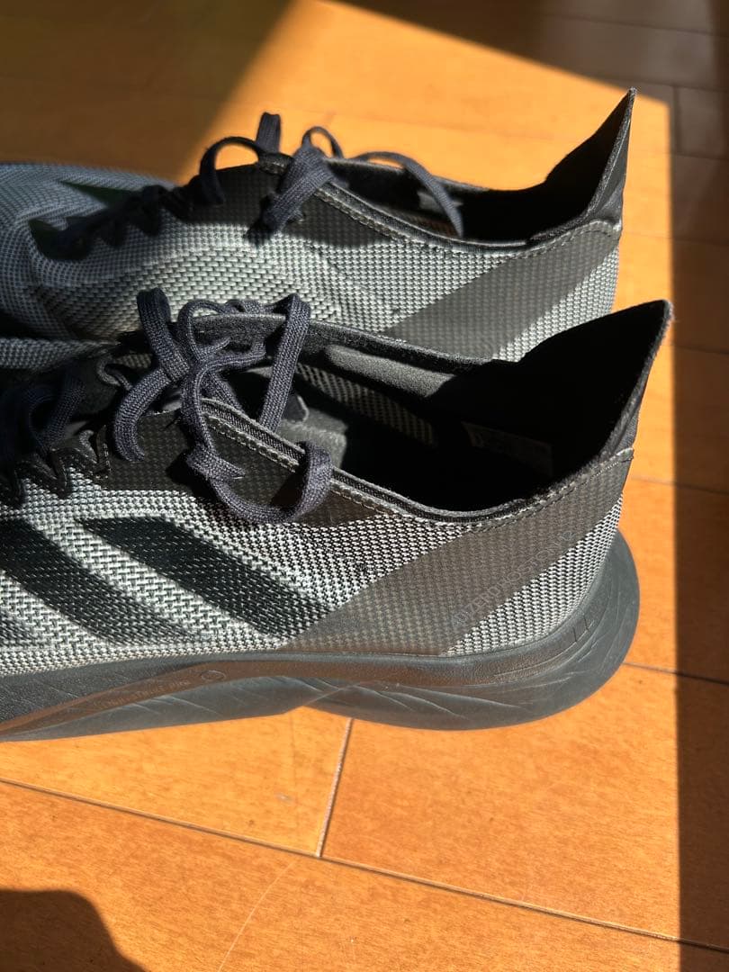 アディダス　adizero boston 12（24.5cm）黒（カーボン入）