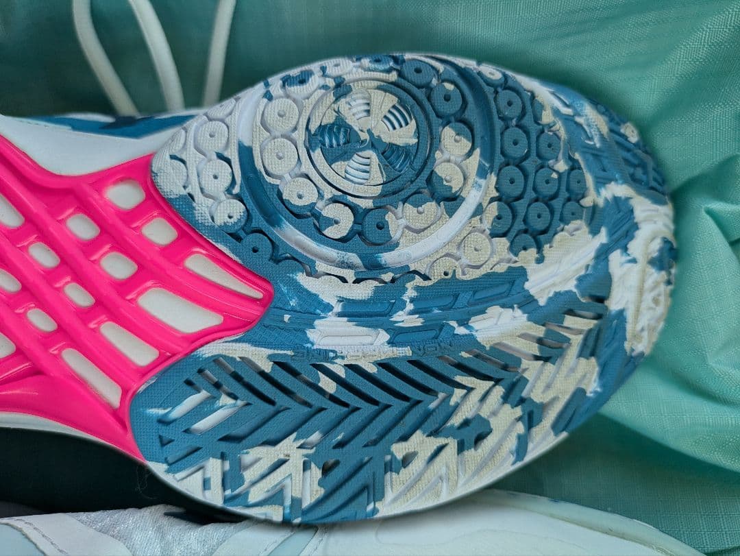 【美品】Mizuno バドミントンシューズ ホワイト/ブルー