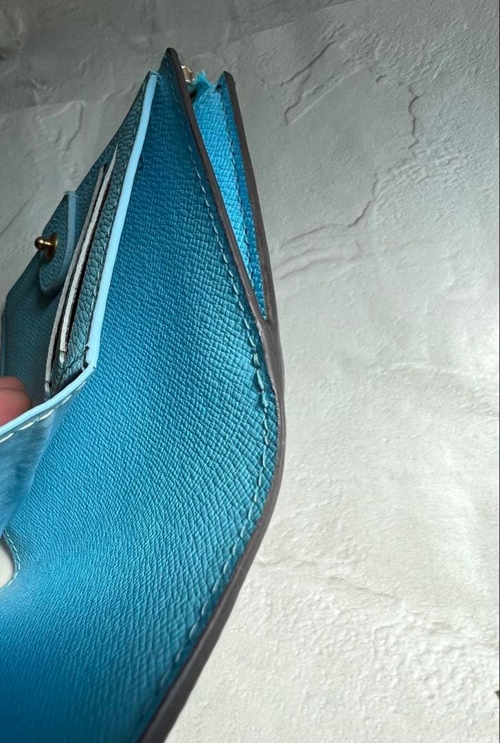 ノベルティー LOUIS VUITTON 二つ折り財布