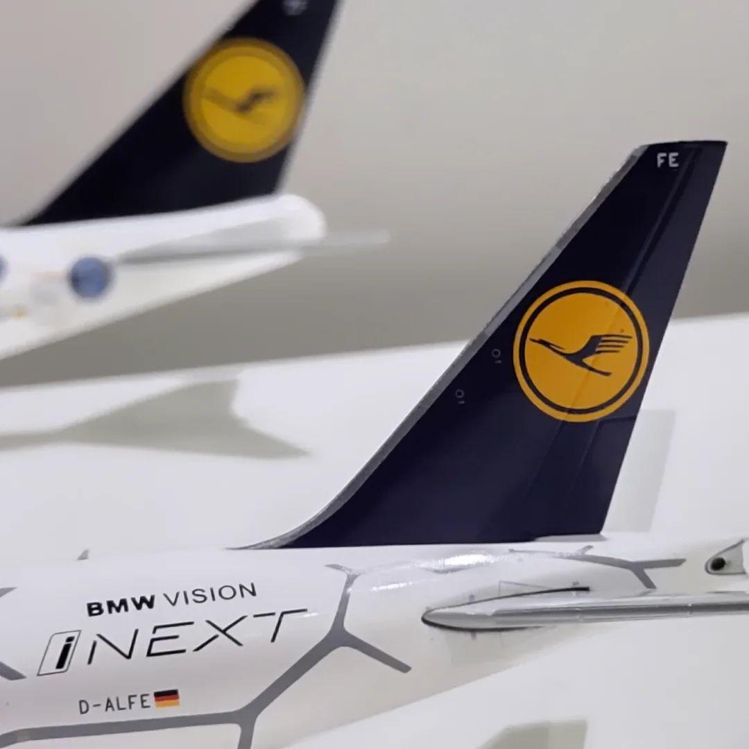 航空機・ヘリコプター Lufthansa Cargo Boeing 777-200F 1/400
