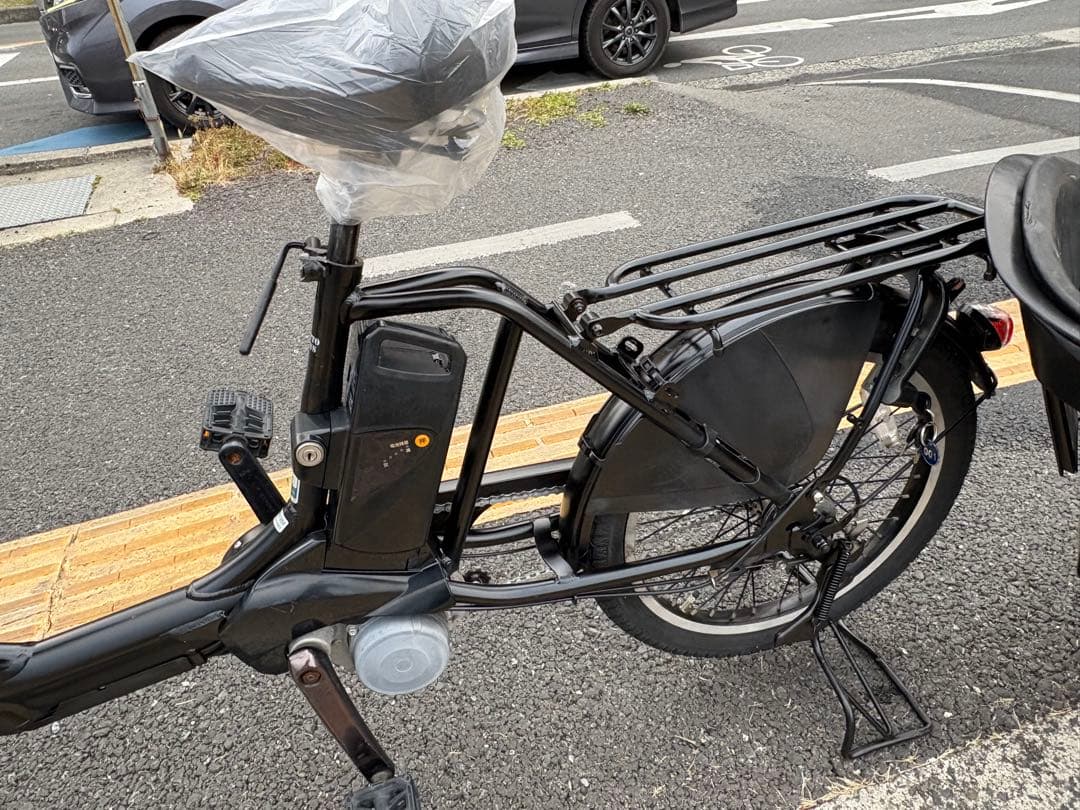 中古20㌅Panasonic電動アシスト自転車　13.2Ah4点灯　大阪　001