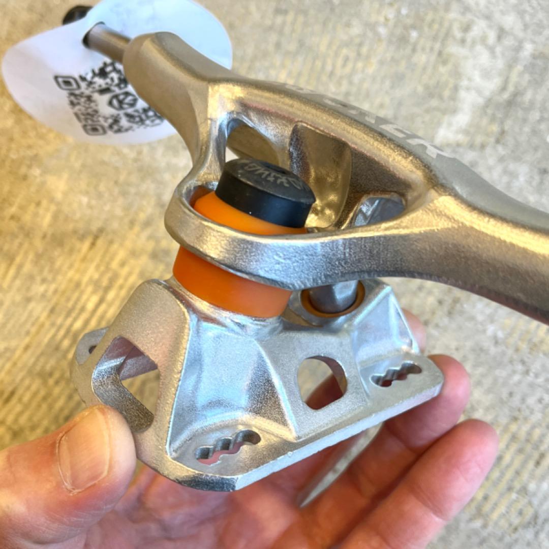 新品 GRIND KING TRUCK LOCKER 8.25サイズ トラック