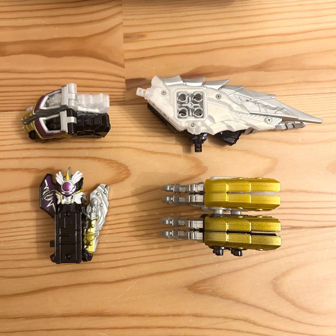 リュウソウジャー　DX シャインラプター&シャドーラプターセット　コスモラプター
