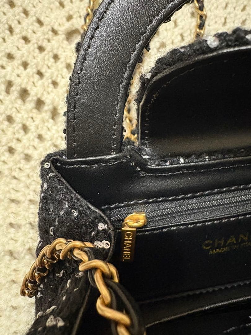 シャネル　CHANEL ノベルティ　黒 ツイード ショルダーバッグ　マトラッセ