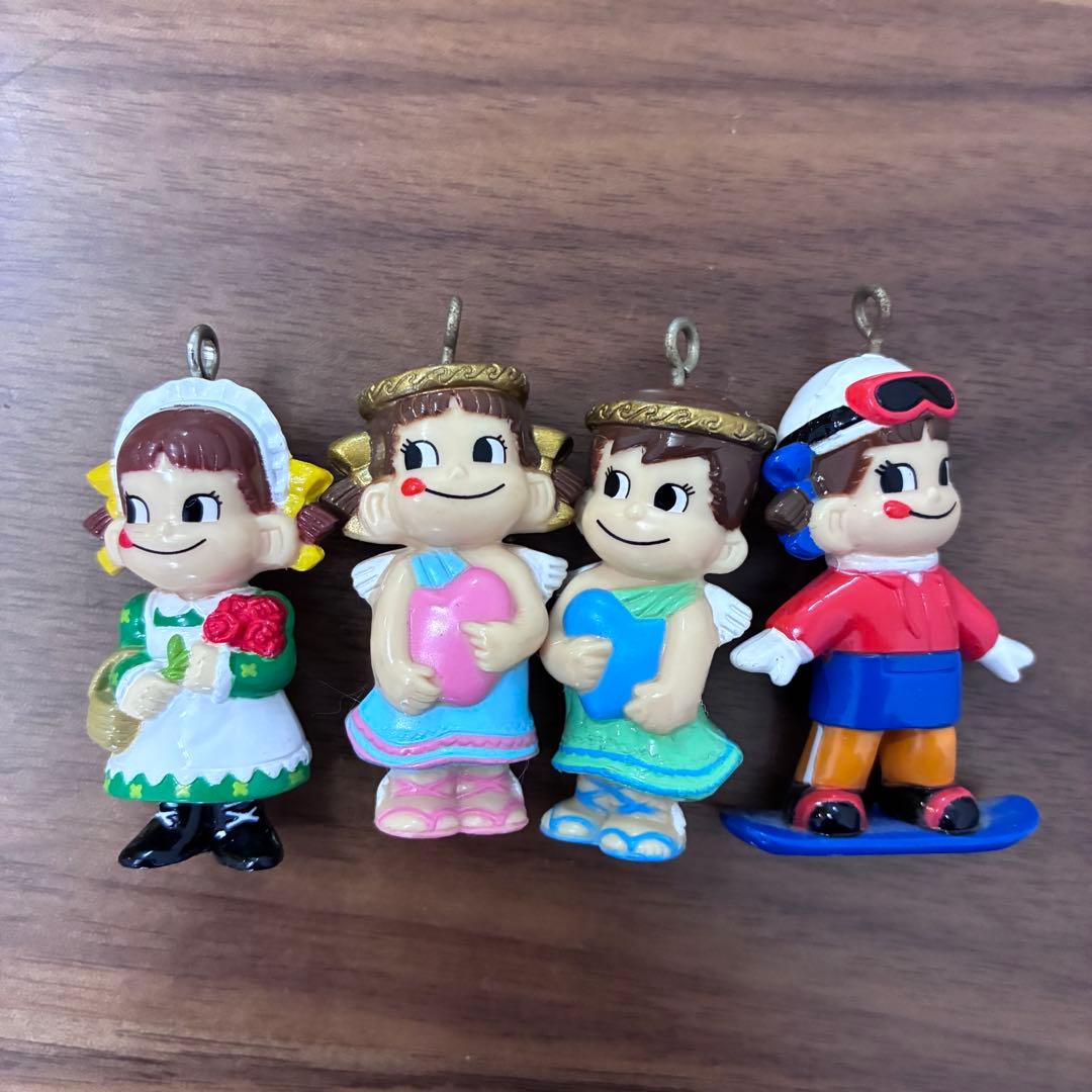 32点まとめ売り！不二家 ペコちゃん ポコちゃん フィギュア キーホルダー