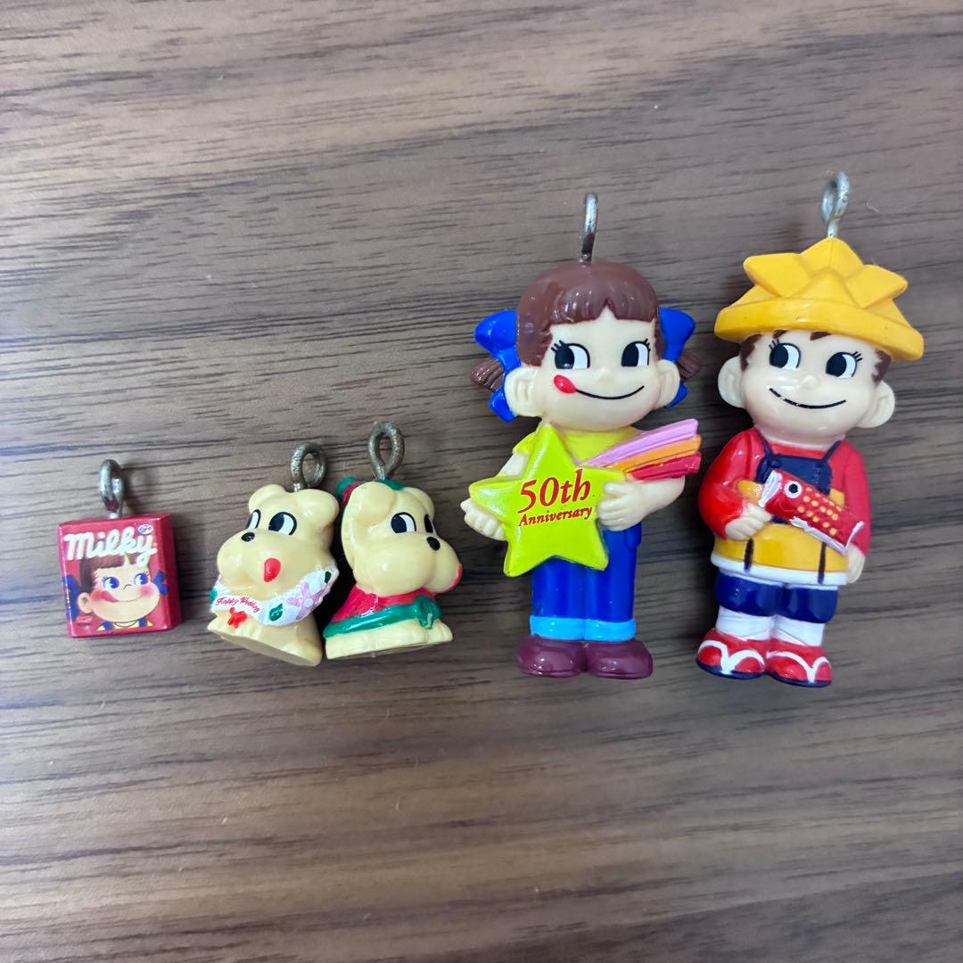 32点まとめ売り！不二家 ペコちゃん ポコちゃん フィギュア キーホルダー