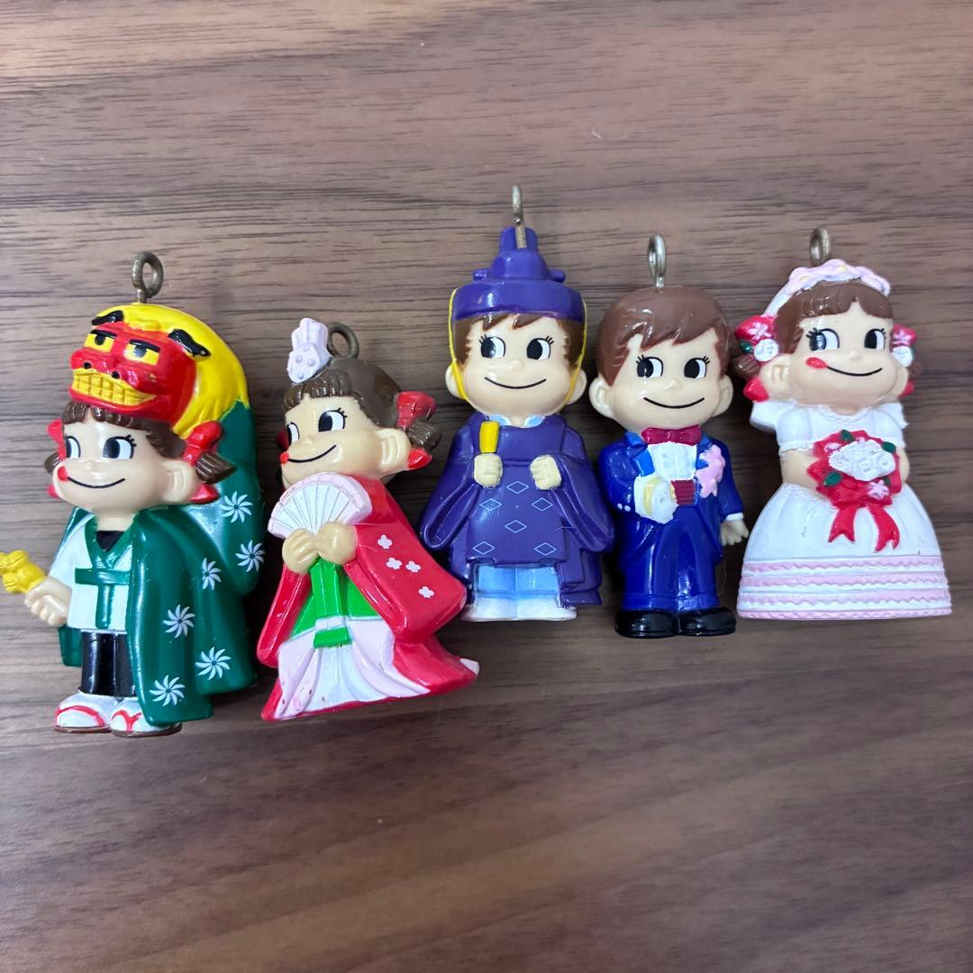 32点まとめ売り！不二家 ペコちゃん ポコちゃん フィギュア キーホルダー