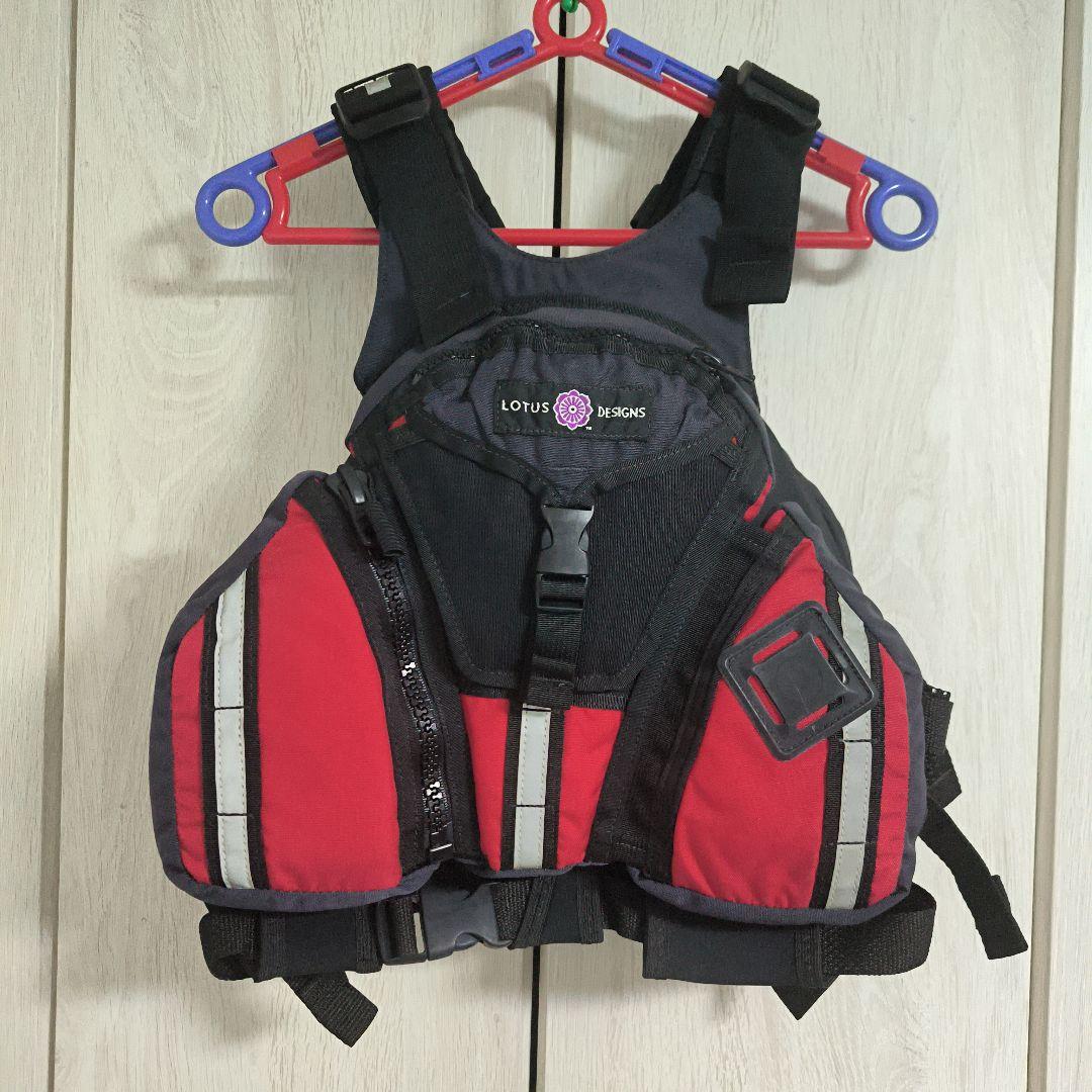 LOTUS DESIGNS PFD （ADULT:SMALL/MIDIUM）