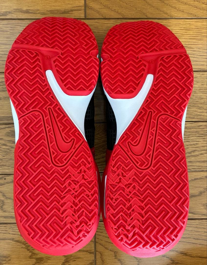 新品同様　Nike LeBron Witness 7 レブロン　バッシュ　赤　黒