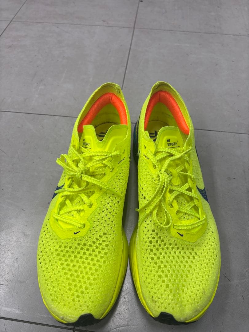 NIKE ヴェイパーフライ3 26.0cm