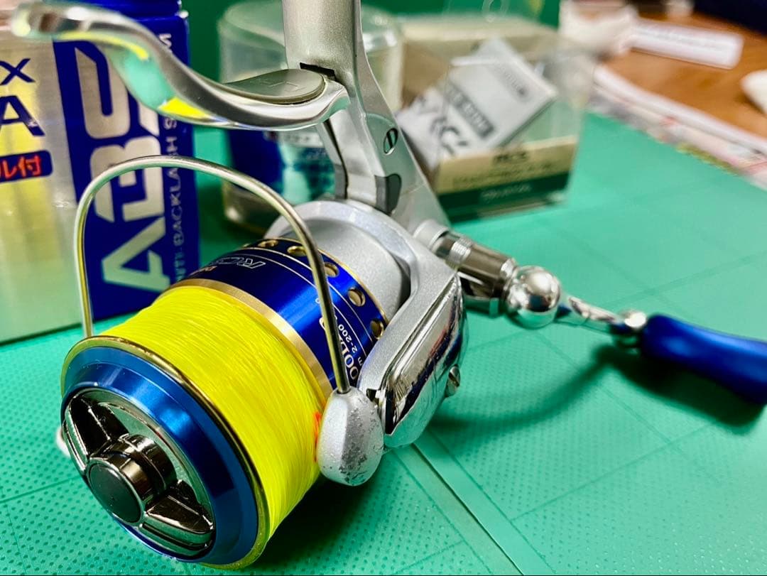 ダイワ RCS 2500 スプール コルクノブ マシンカットハンドル 3点セット