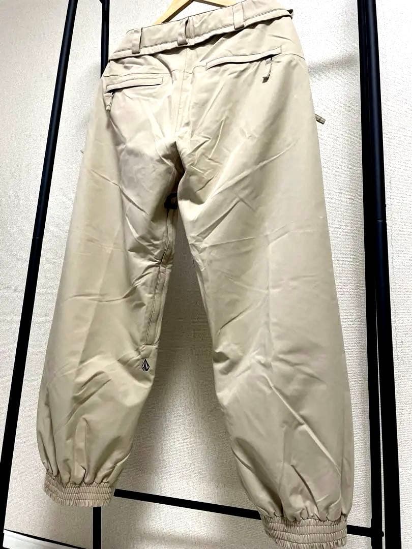 新品未使用 VOLCOM スノーボード 上下セット ボルコム アーサーロンゴ