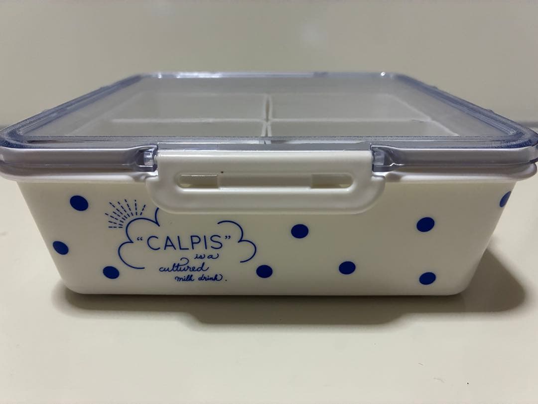アフタヌーンティー×カルピス　ランチケース