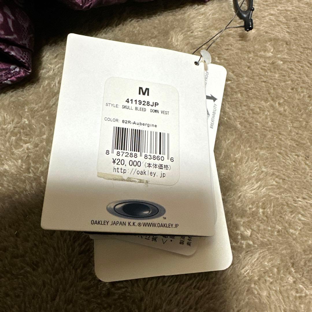 値下げ‼️新品‼️‼️　ゴルフ　オークリー　OAKLEY　ダウン　ベスト　Ｍサイズ