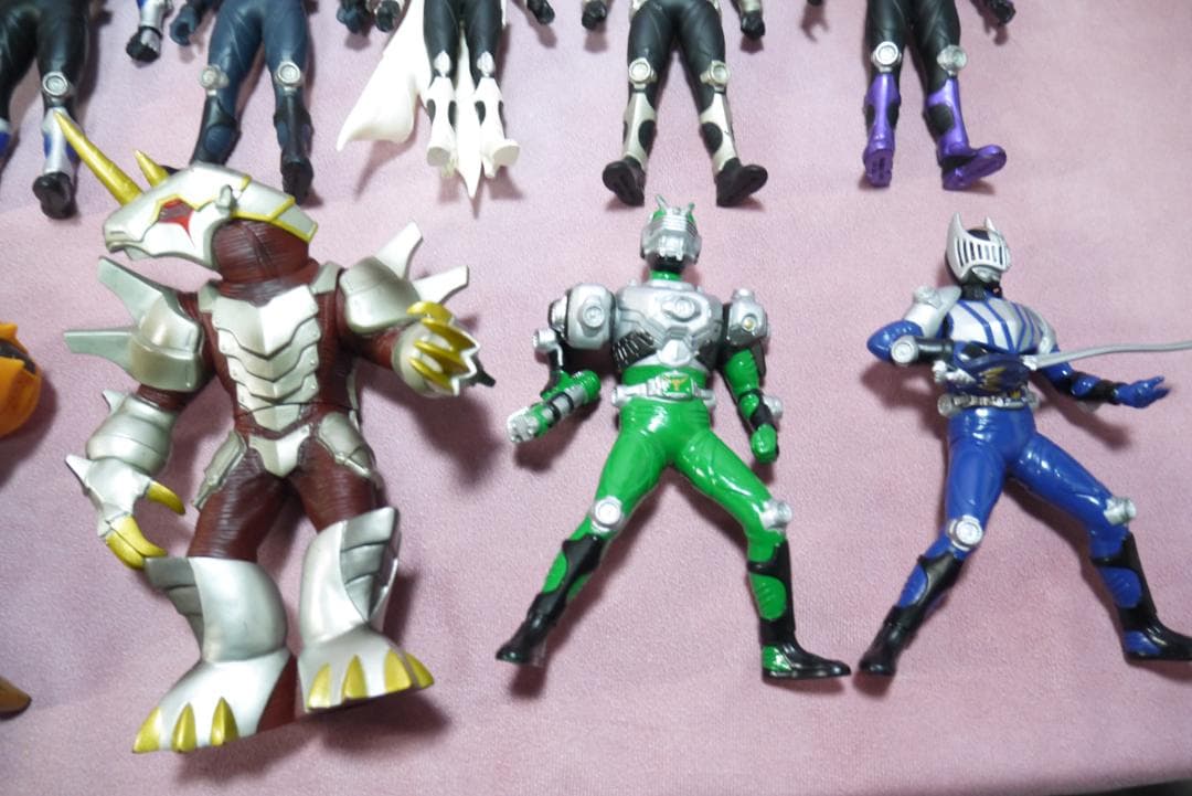 ライダーヒーローシリーズ　など　仮面ライダークウガ・アギト・怪人　34体