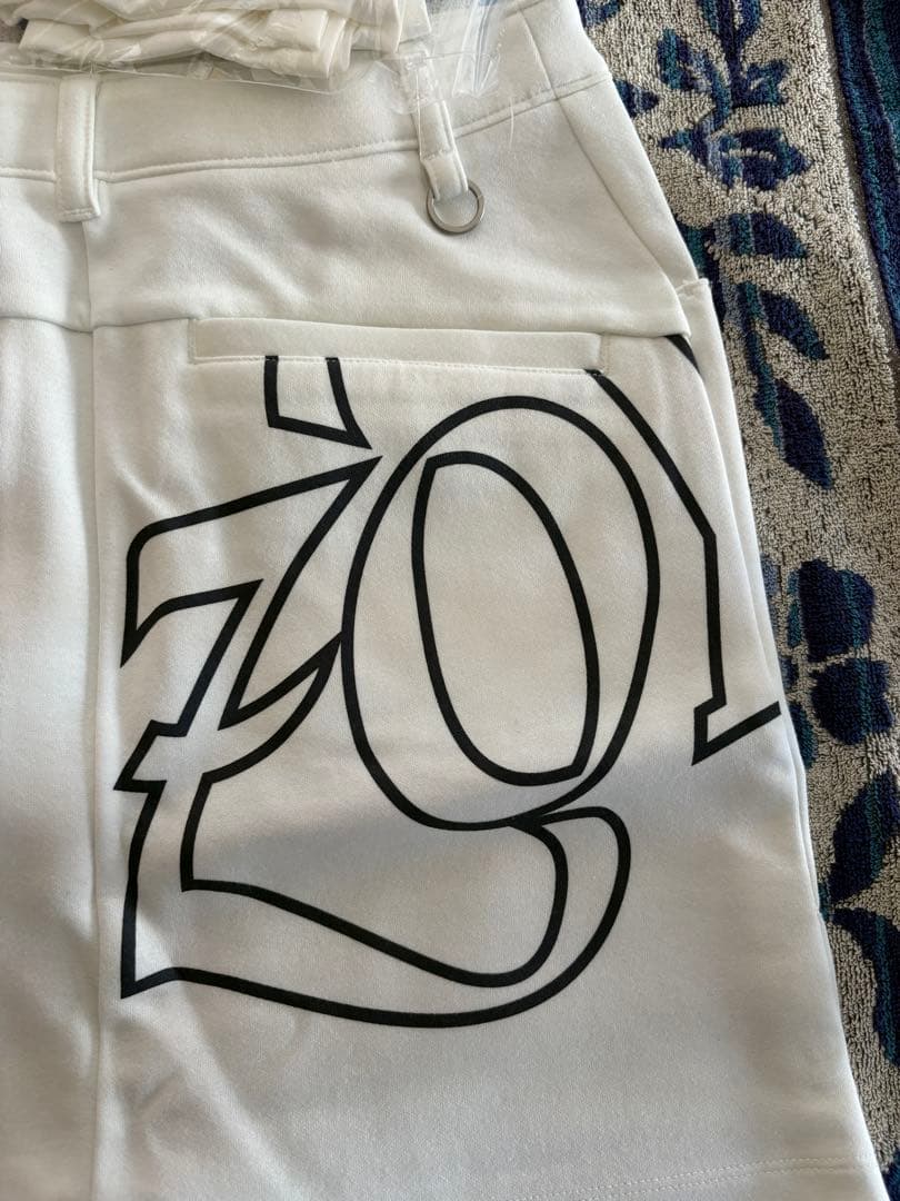 【新品・半額以下】ZOYゴルフスカート　定価24,200円