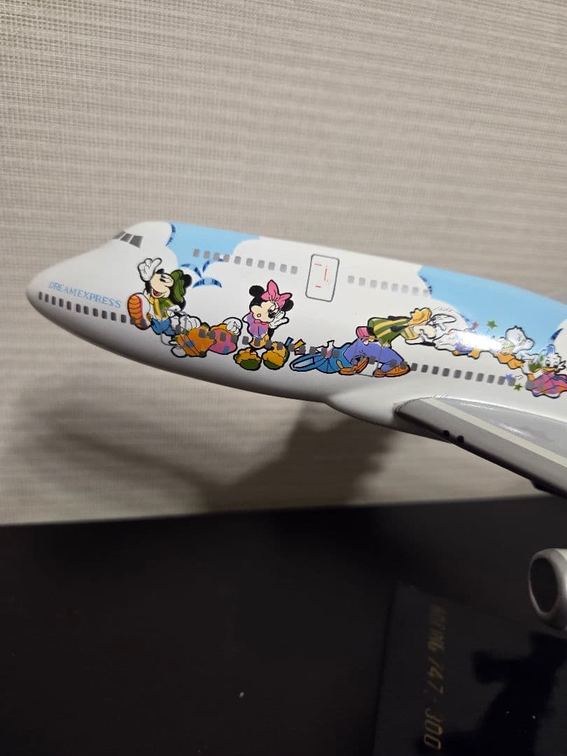 JAL 初代ディズニー塗装　模型
