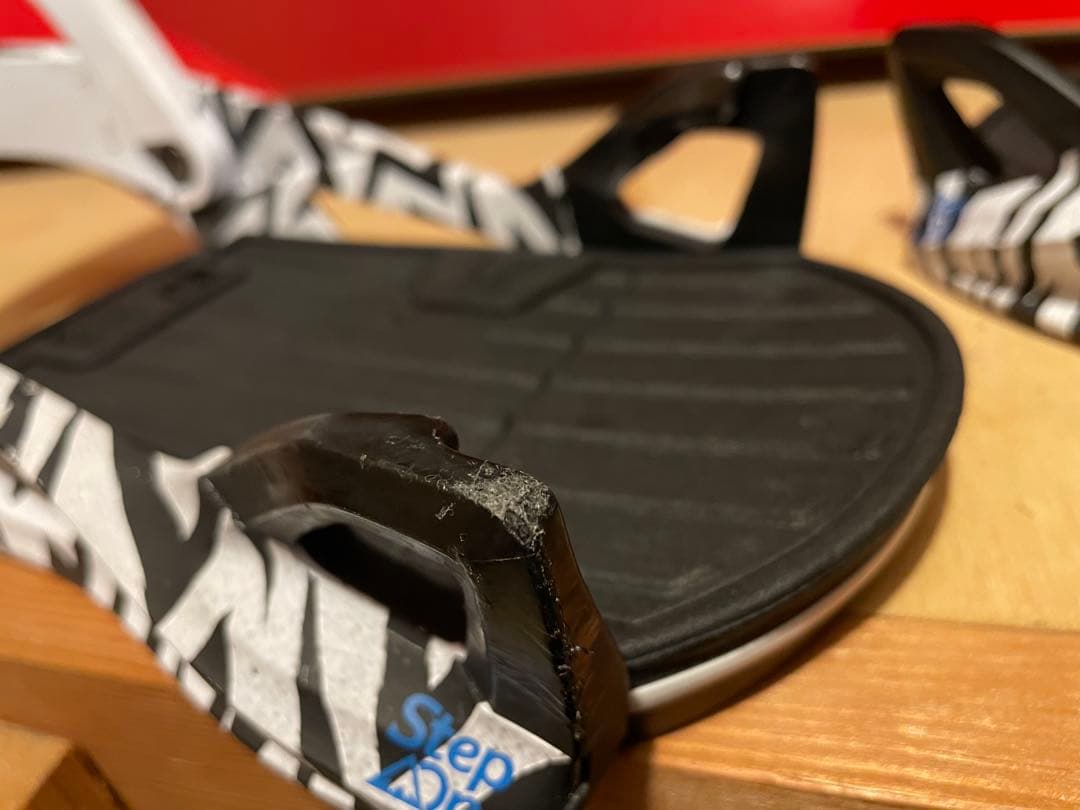 Burton step on ビンディング Mサイズ ゼブラ柄