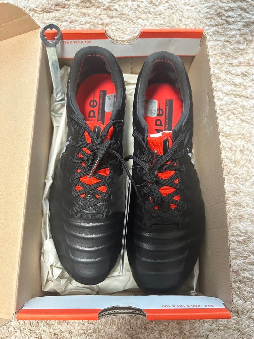Nike ティエンポレジェンド7 エリート　SG-PRO 25.5cm