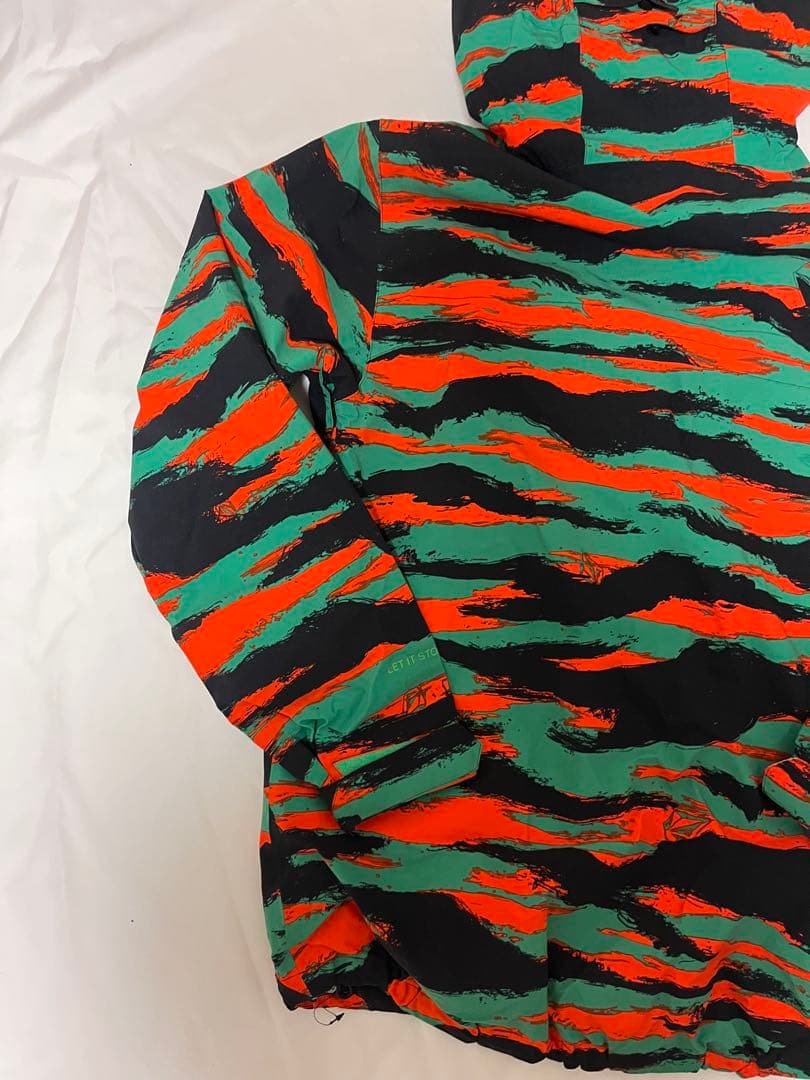 VOLCOM スノーボードジャケット Mサイズ
