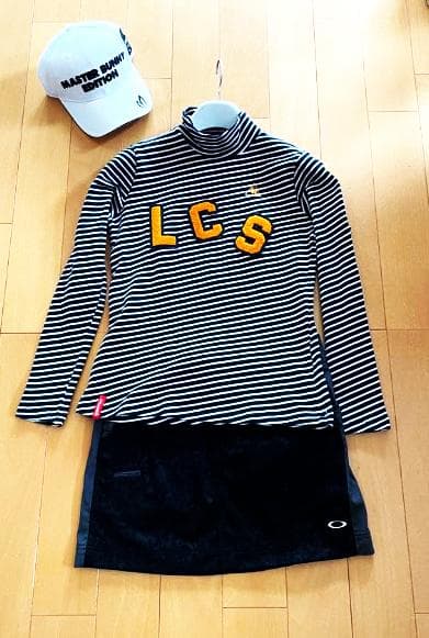 ★超美品上下３点 75,000円★春ゴルフに最適マスタバニーオークリールコック★