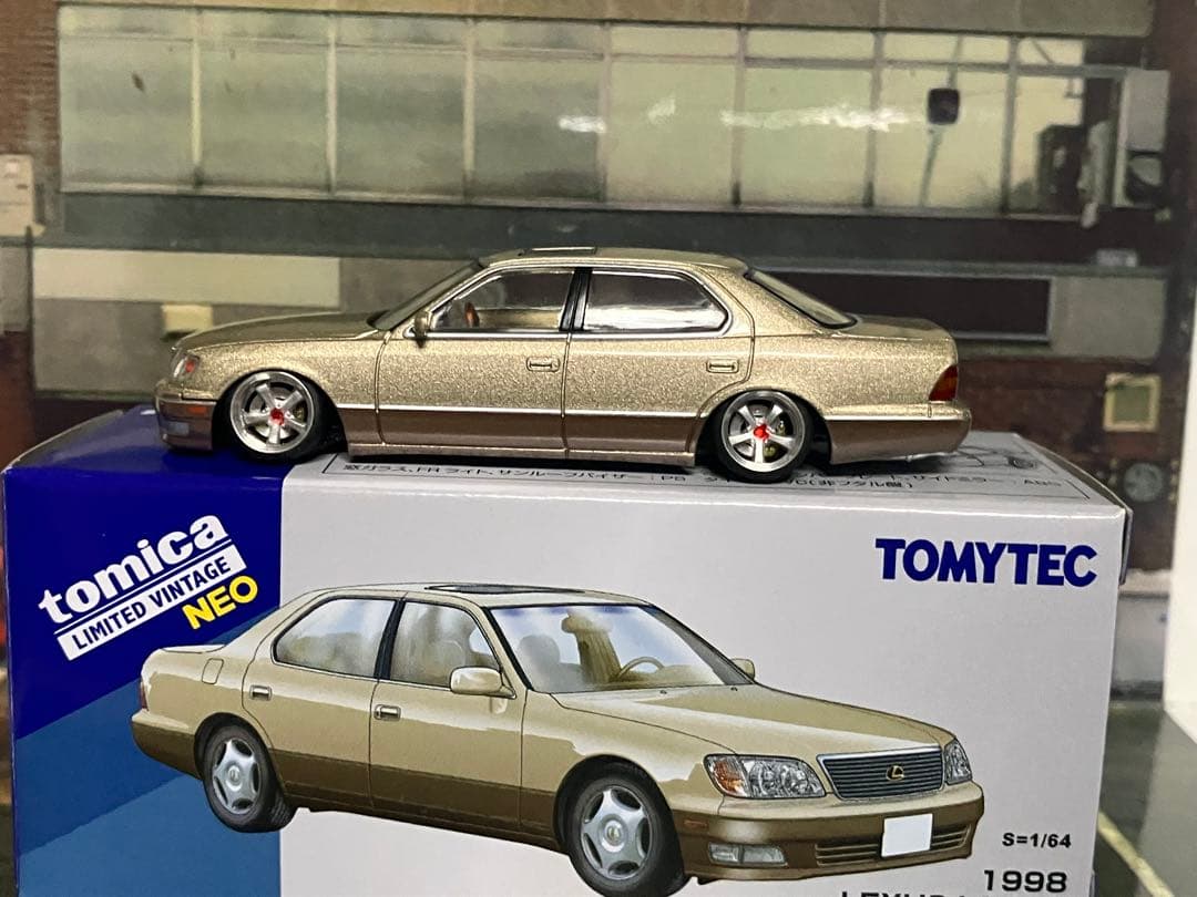 TOMYTEC 1998 LEXUS LS400 ミニカー 1/64 改造