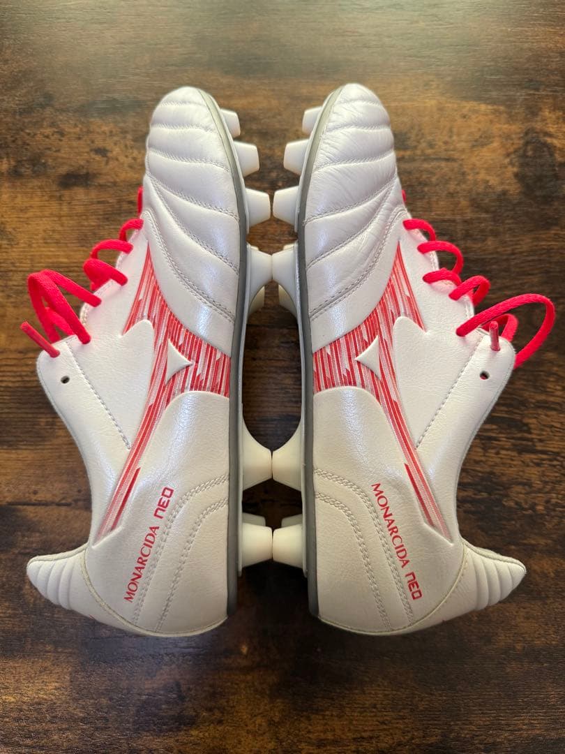 Mizuno サッカースパイク 日本製 ホワイト/レッド モナルシーダネオ