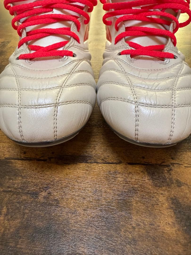 Mizuno サッカースパイク 日本製 ホワイト/レッド モナルシーダネオ
