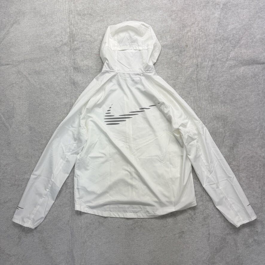 Mサイズ 新品 NIKE ランニング セットアップ 上下
