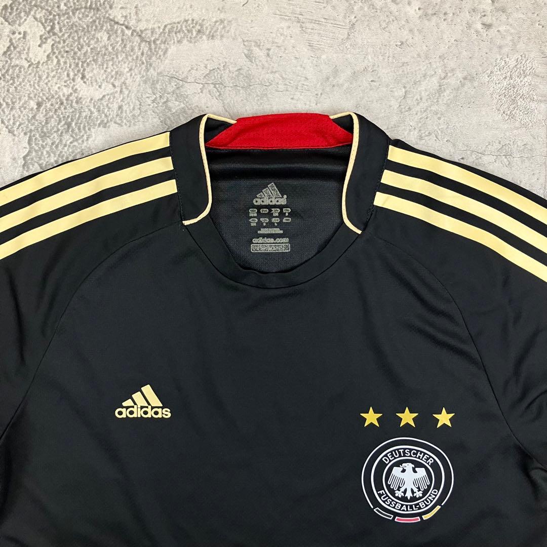 adidas サッカードイツ代表 トレーニングシャツ 古着 三本線 ブラック