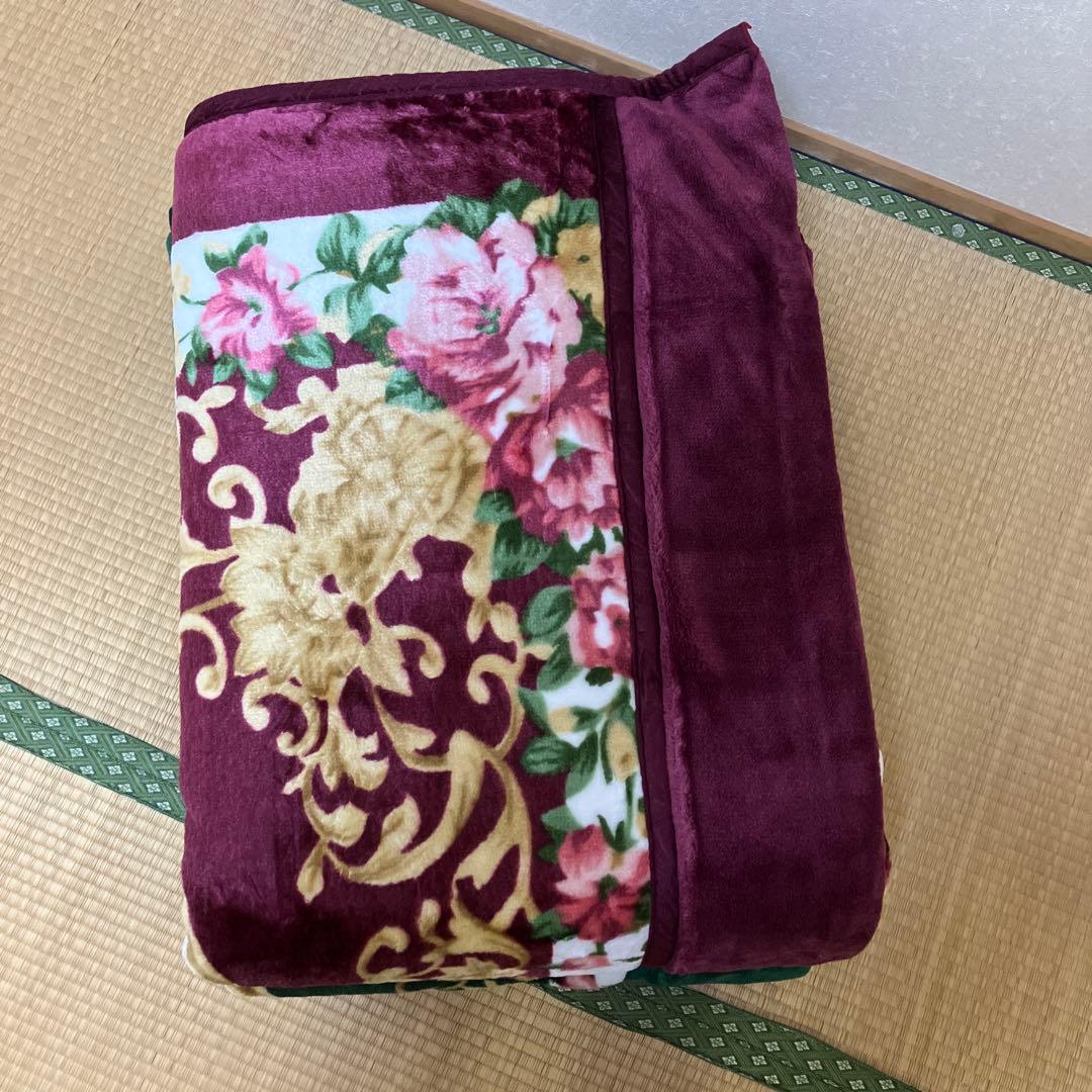 【新品】遠赤わた入り三層ボリュームマイヤー毛布2色セット