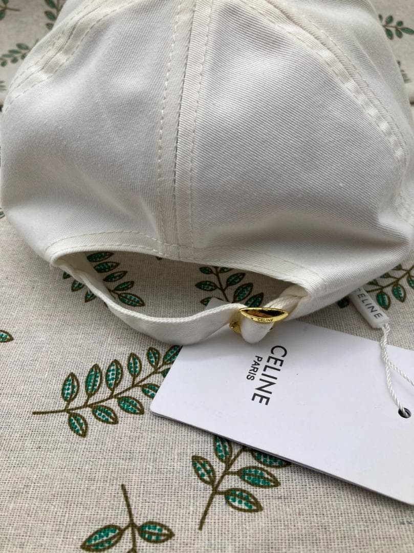 CELINE トリオンフ ロゴ刺繍 ベースボールキャップ 帽子 ホワイト