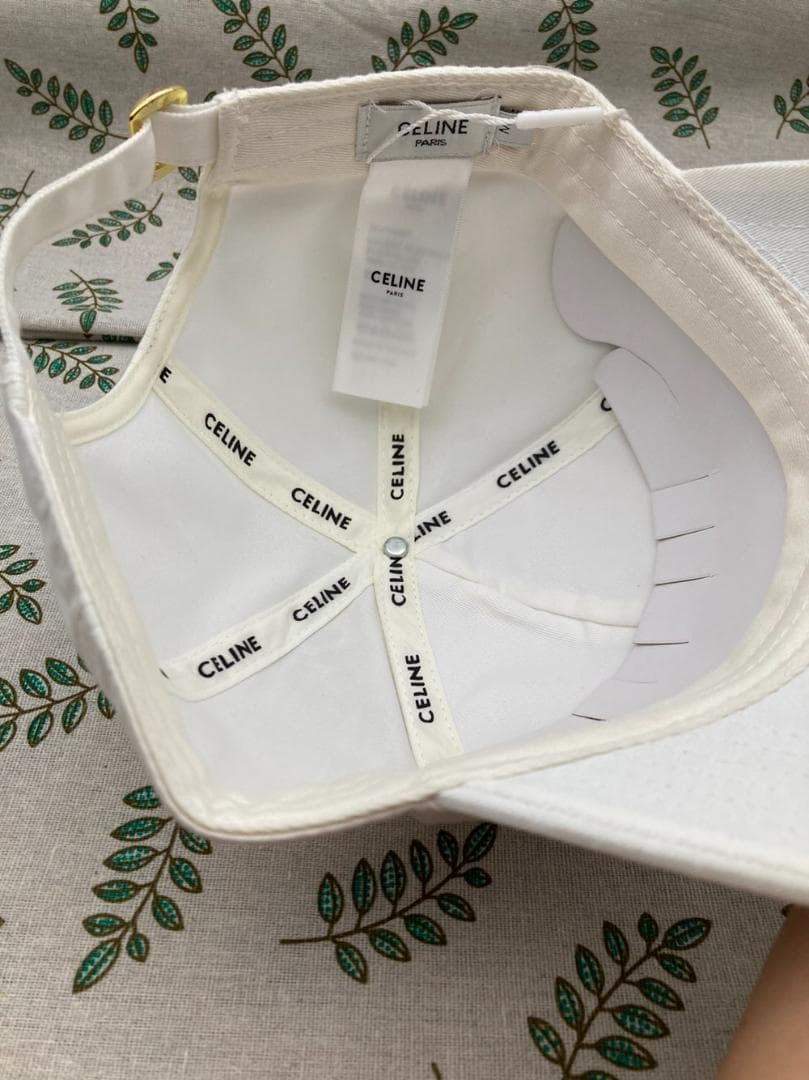 CELINE トリオンフ ロゴ刺繍 ベースボールキャップ 帽子 ホワイト