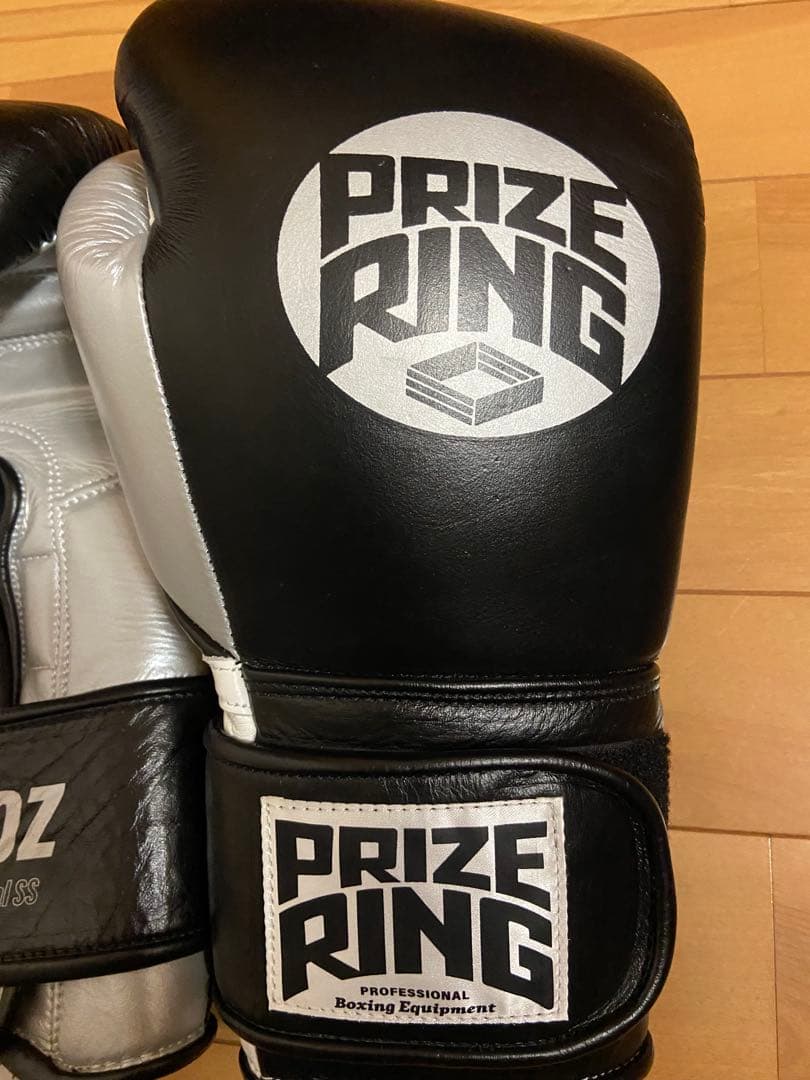 【新品】PRIZE RING 10オンスボクシンググローブ　黒×シルバー