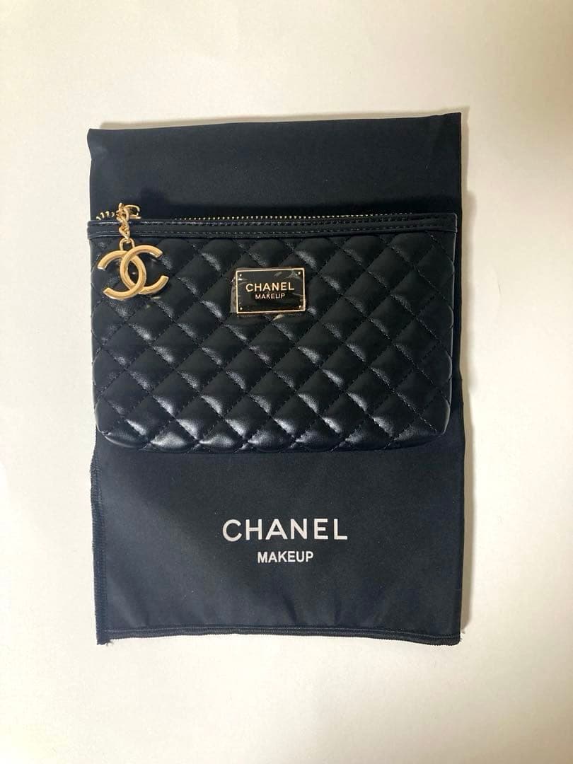 [CHANEL］メイクアップ(化粧ポーチ) マトラッセポーチ　ノベルティ