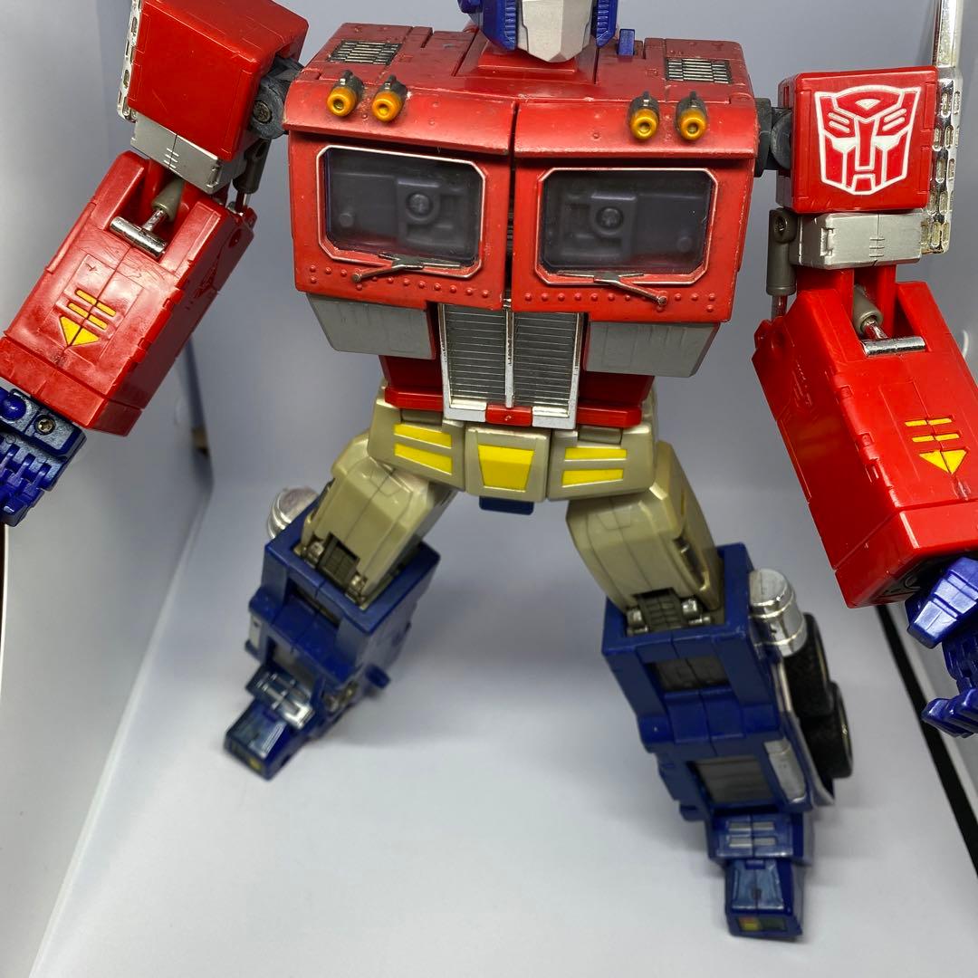 トランスフォーマー オプティマスプライム フィギュア