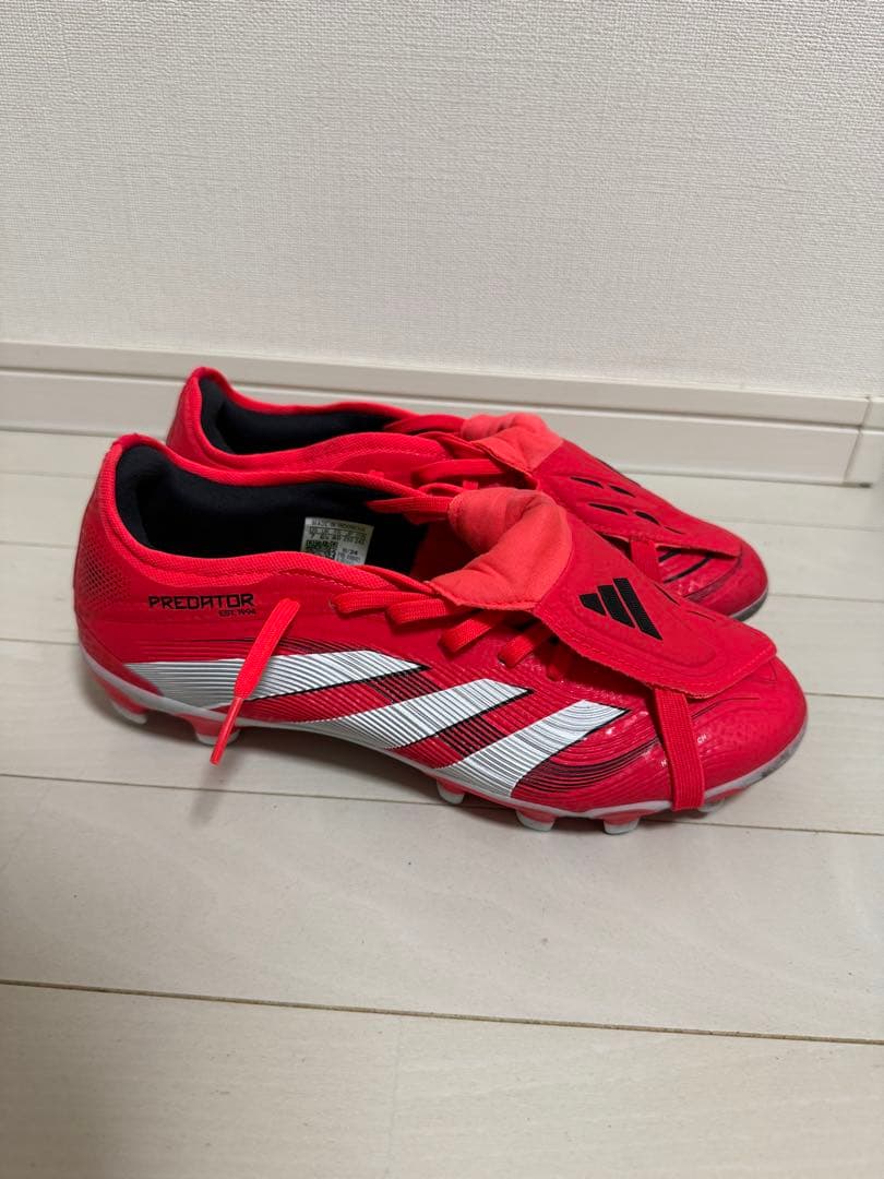 adidas Predator サッカーシューズ レッド