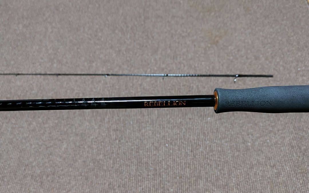 【超美品】ダイワ(Daiwa)リベリオン 682ML+FS バススピニングロッド