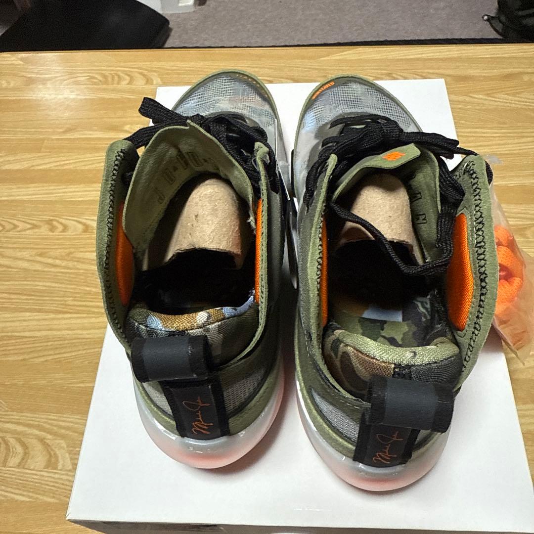 新品　NIKE エアジョーダン　xxxVII