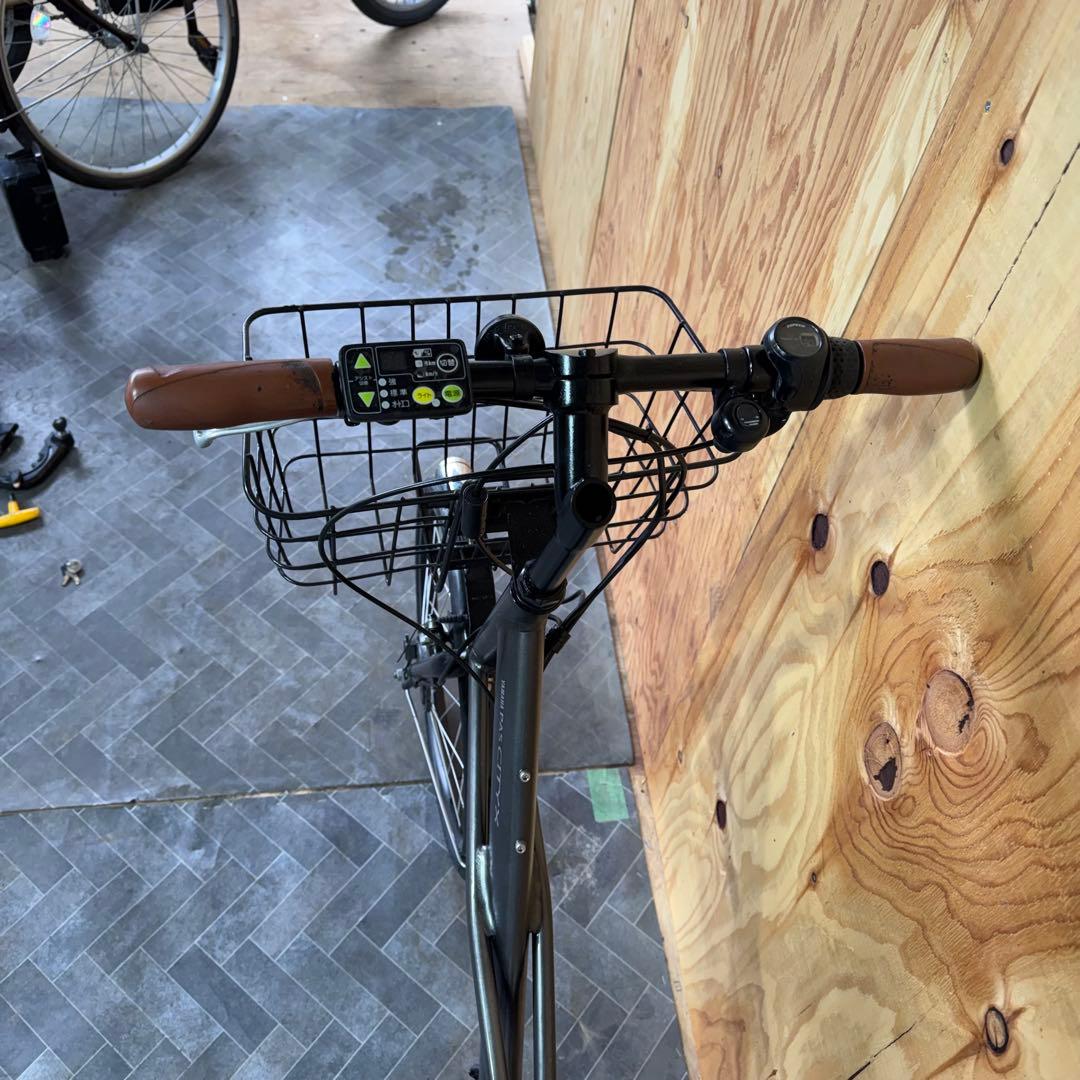 電動アシスト自転車 グレー フロントバスケット付き　バッテリー12.3ah