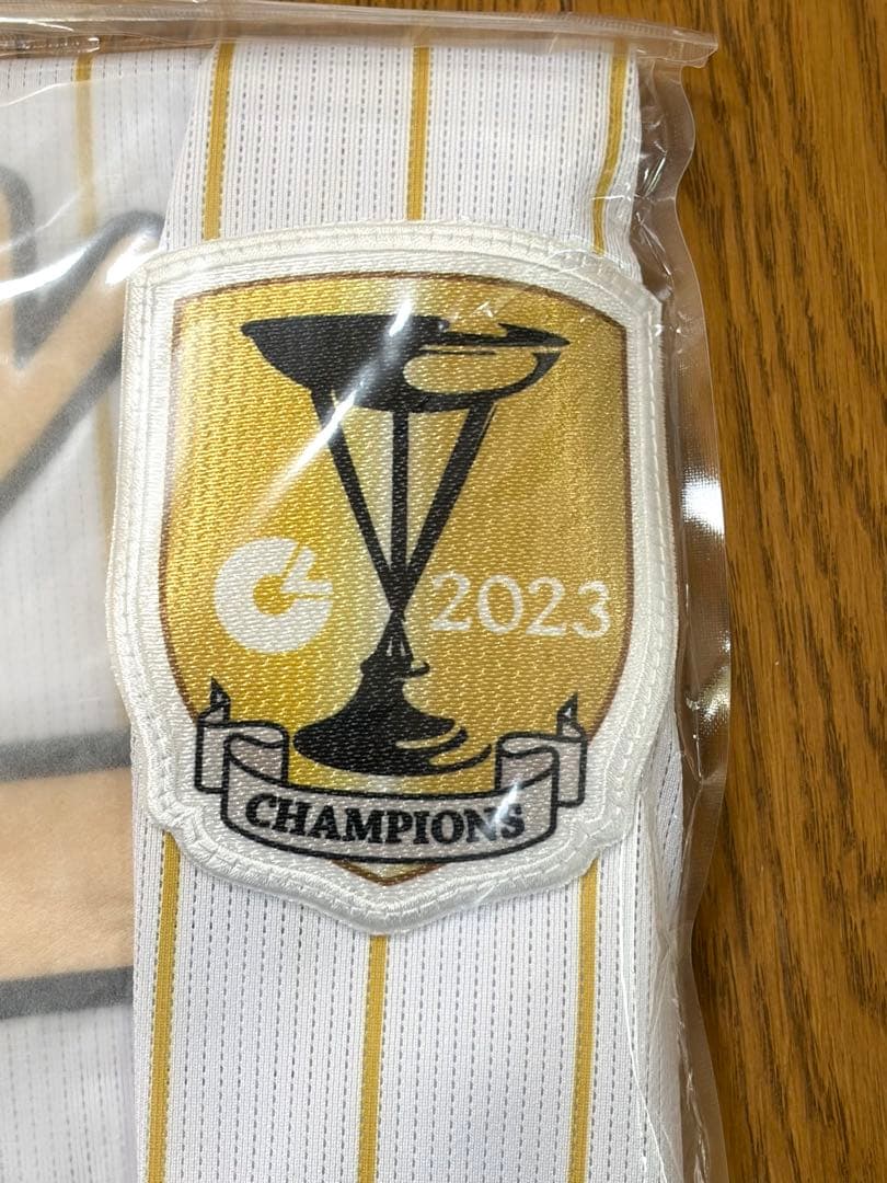 阪神タイガース 2023 優勝 チャンピオンレプリカユニフォーム トラッキー M