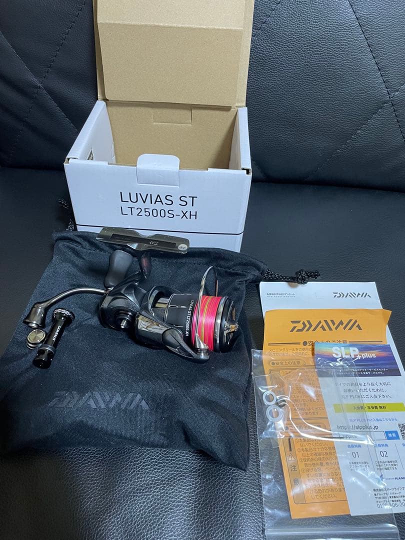 DAIWA LUVIAS ST LT2500S-XH スピニングリール