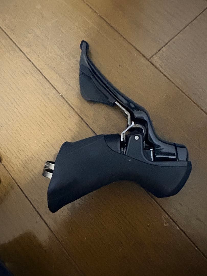 早い者勝ち‼️SHIMANO ST-R7000 105 STI リムブレーキ用