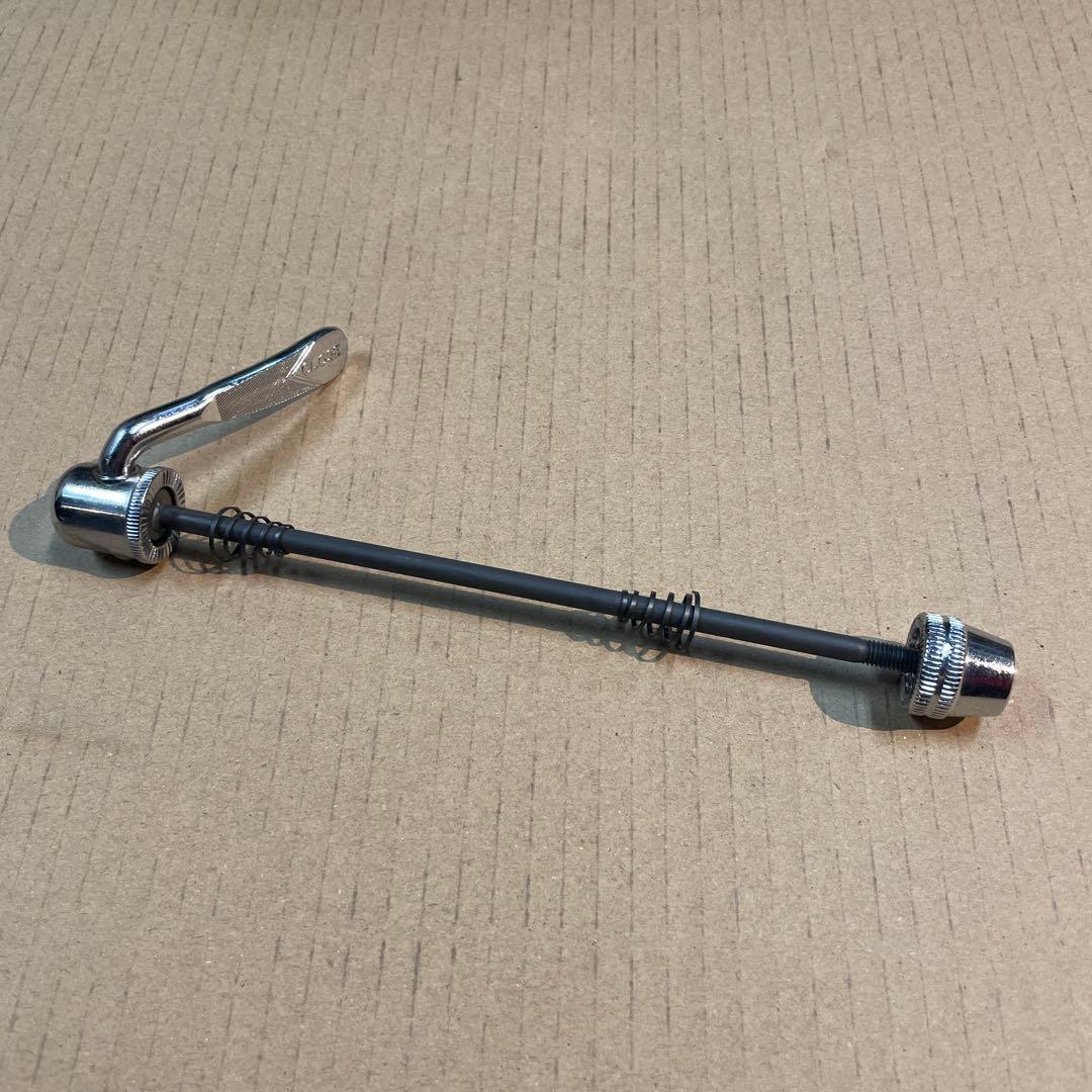 wahoo KICKR V4 スマートバイクトレーナー + AXIS FEET