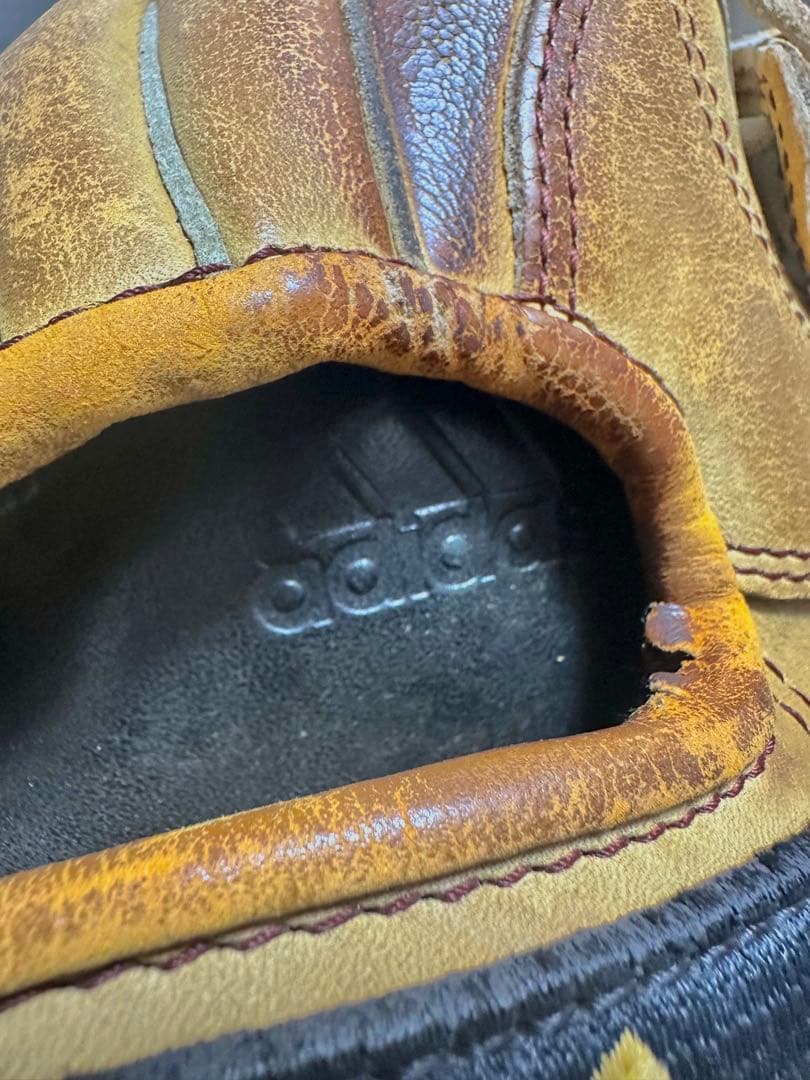 adidas 軟式用　野球用グローブ